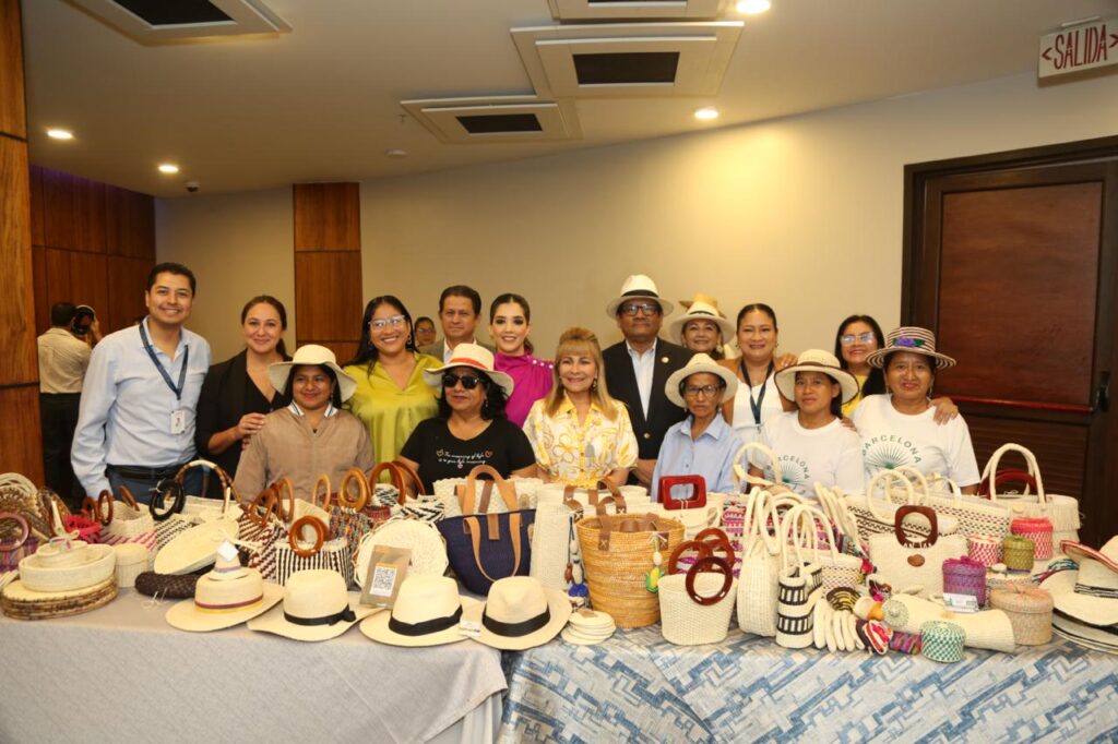 GOBIERNO IMPULSA OFERTA TURÍSTICA A TRAVÉS DE LA PAJA TOQUILLA