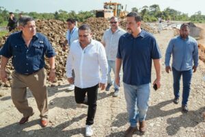 VICEPREFECTO DEL GUAYAS RECORRE CANTONES IMPULSANDO OBRAS