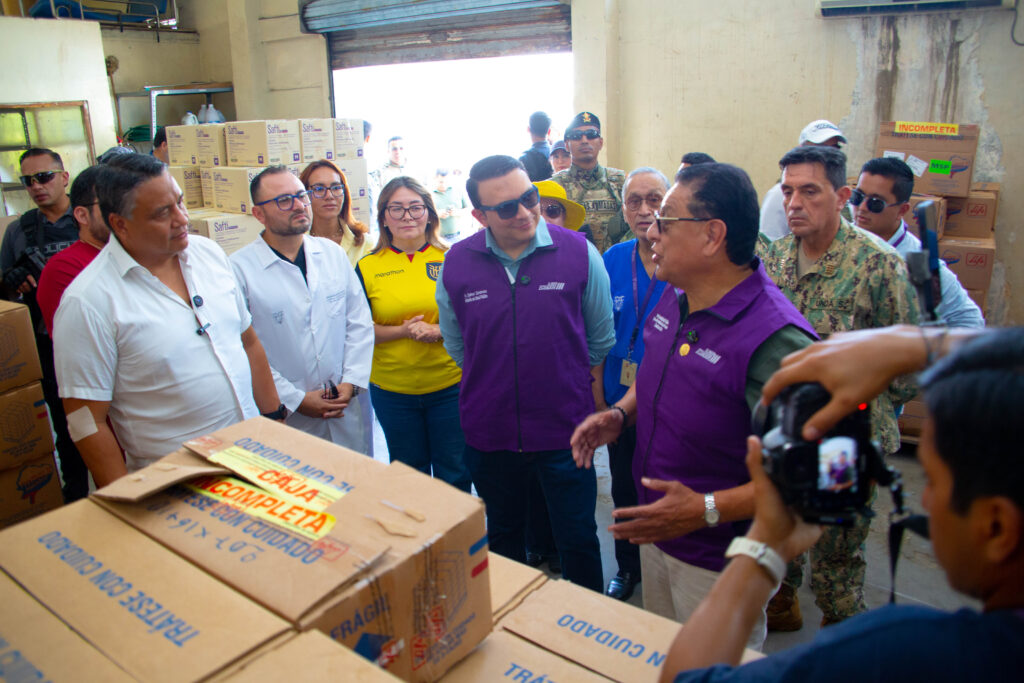 GOBIERNO DISTRIBUYE 2.2 MILLONES DE MEDICAMENTOS EN HOSPITALES DEL GUAYAS