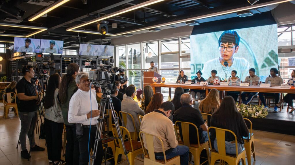 JÓVENES PARTICIPARÁN JUNTO A 48 DELEGACIONES POR LEGADO DE COPA MUNDIAL FIFA 2026