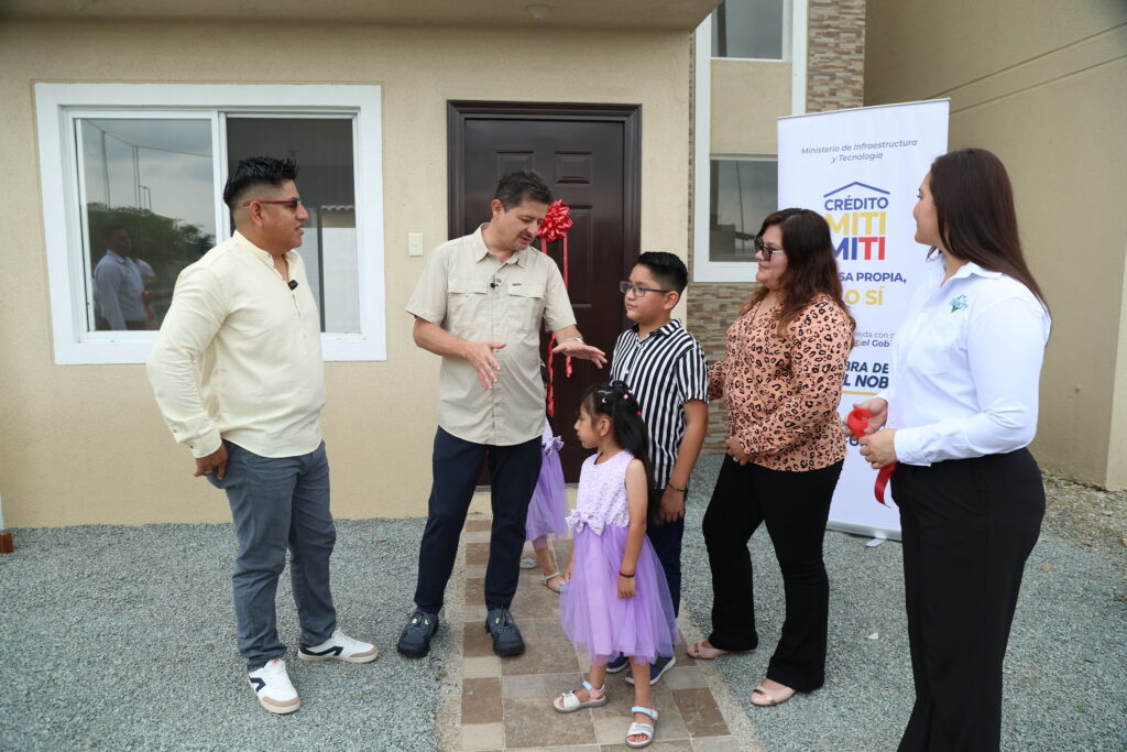DURÁN CITY: PROYECTO HABITACIONAL CREDICASA Y MITI MITI