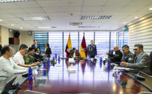 NOBOA LIDERA GABINETE DE SEGURIDAD EN CUENCA